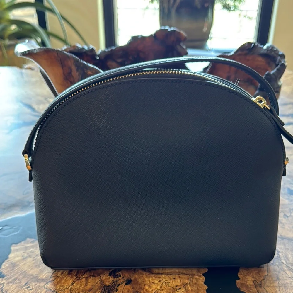 Kate Spade Lottie Penguin NWOT Small Black and White Crossbody Bag - Picture 2 of 5